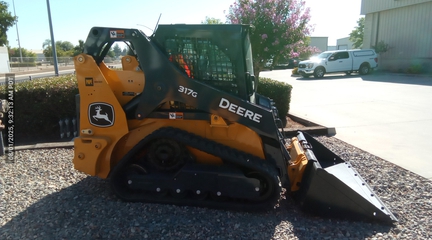 2025 John Deere 317G