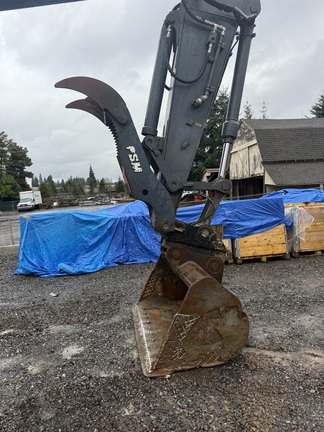 2023 John Deere 245P