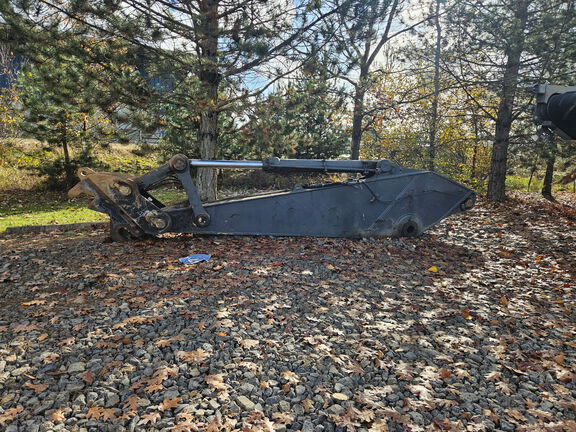 2022 John Deere 670GLC