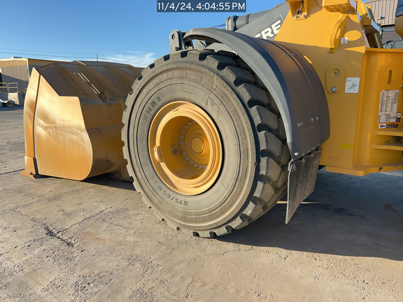 2022 John Deere 844LAH