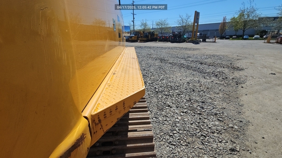 2022 John Deere 250GLC