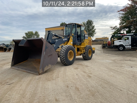 2013 John Deere 624K