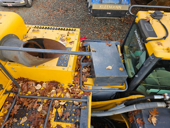 2022 John Deere 670GLC