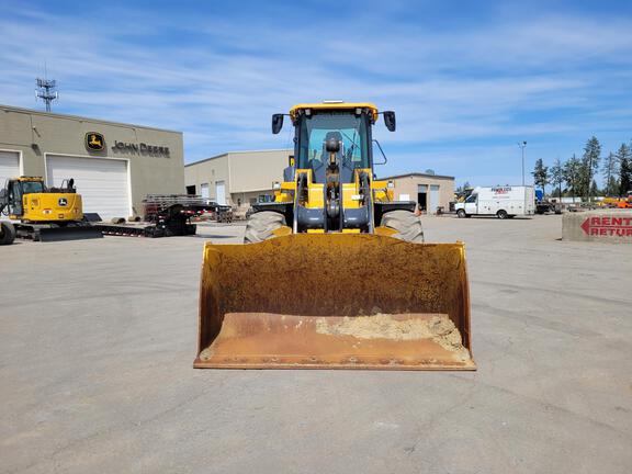 2022 John Deere 544P