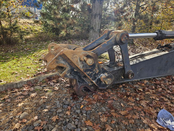 2022 John Deere 670GLC