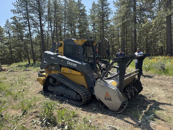 2024 John Deere 335P