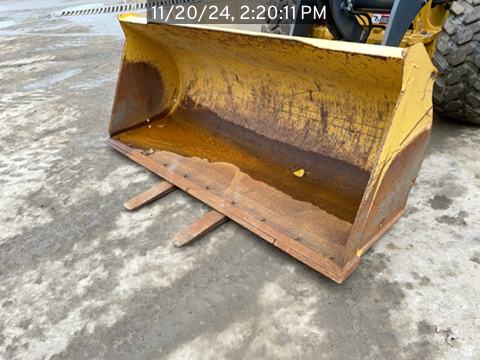 2022 John Deere 324L