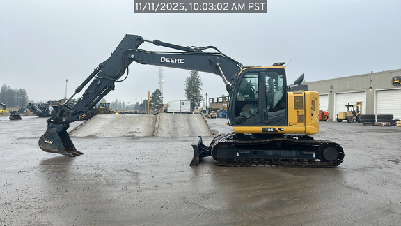 2023 John Deere 135P
