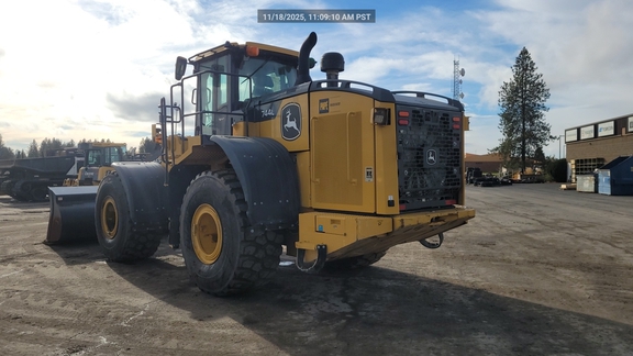 2022 John Deere 744LHL