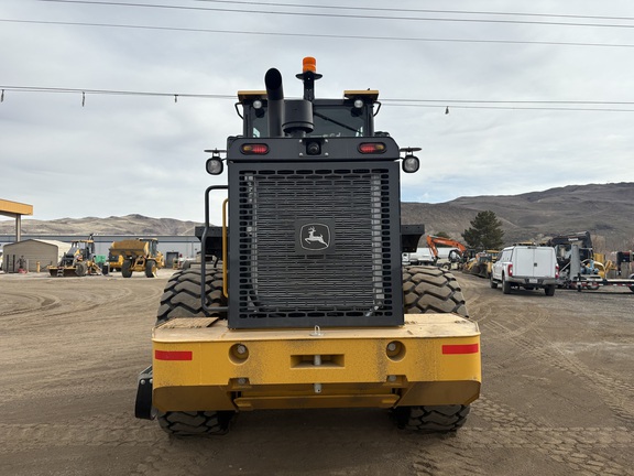 2025 John Deere 644G