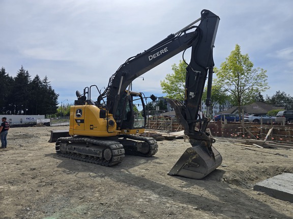 2023 John Deere 135-P