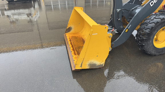 2022 John Deere 204L