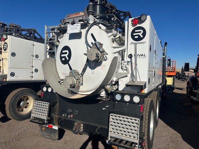 2024 Western Star T7