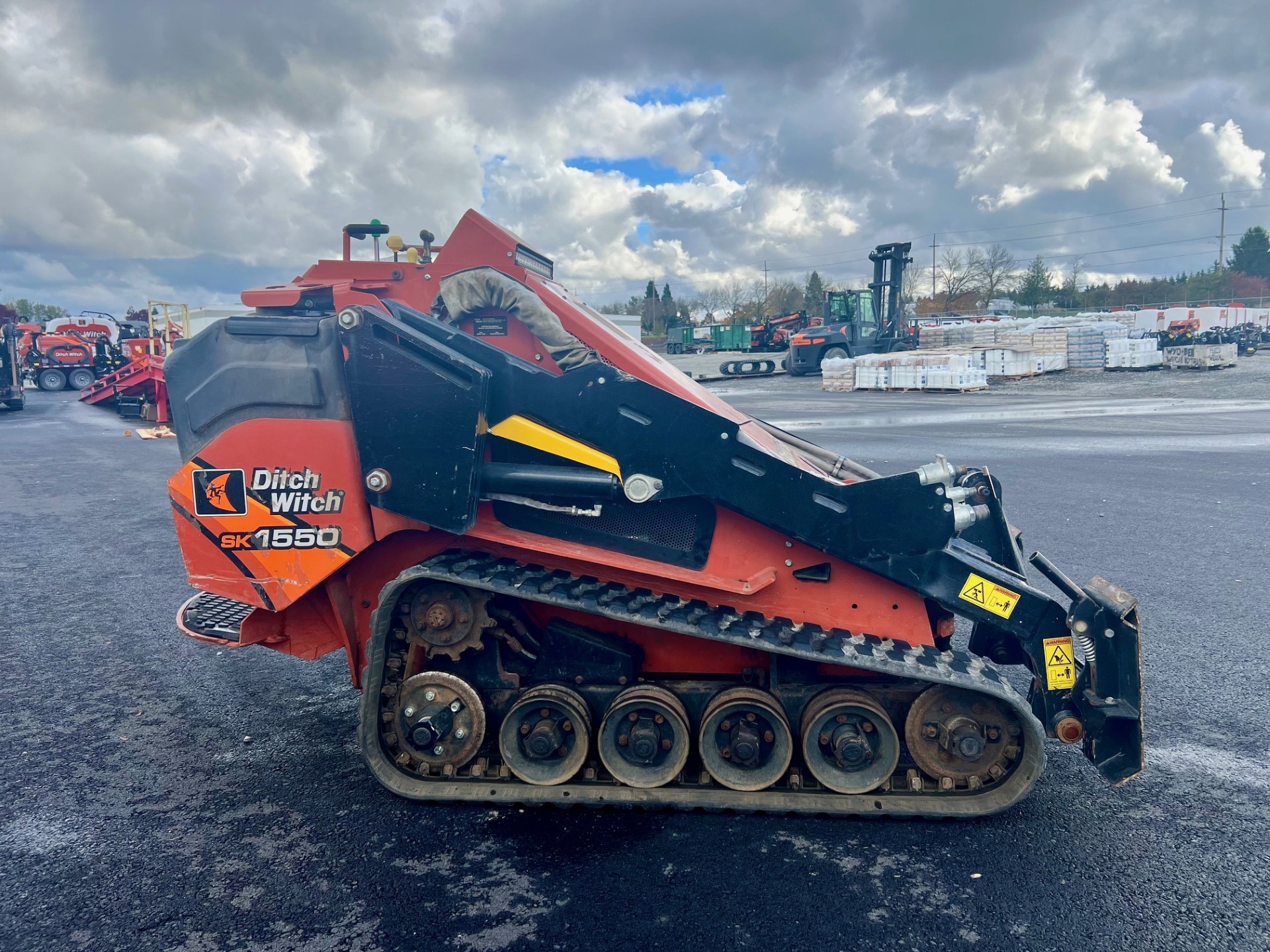 2018 Ditch Witch SK1550