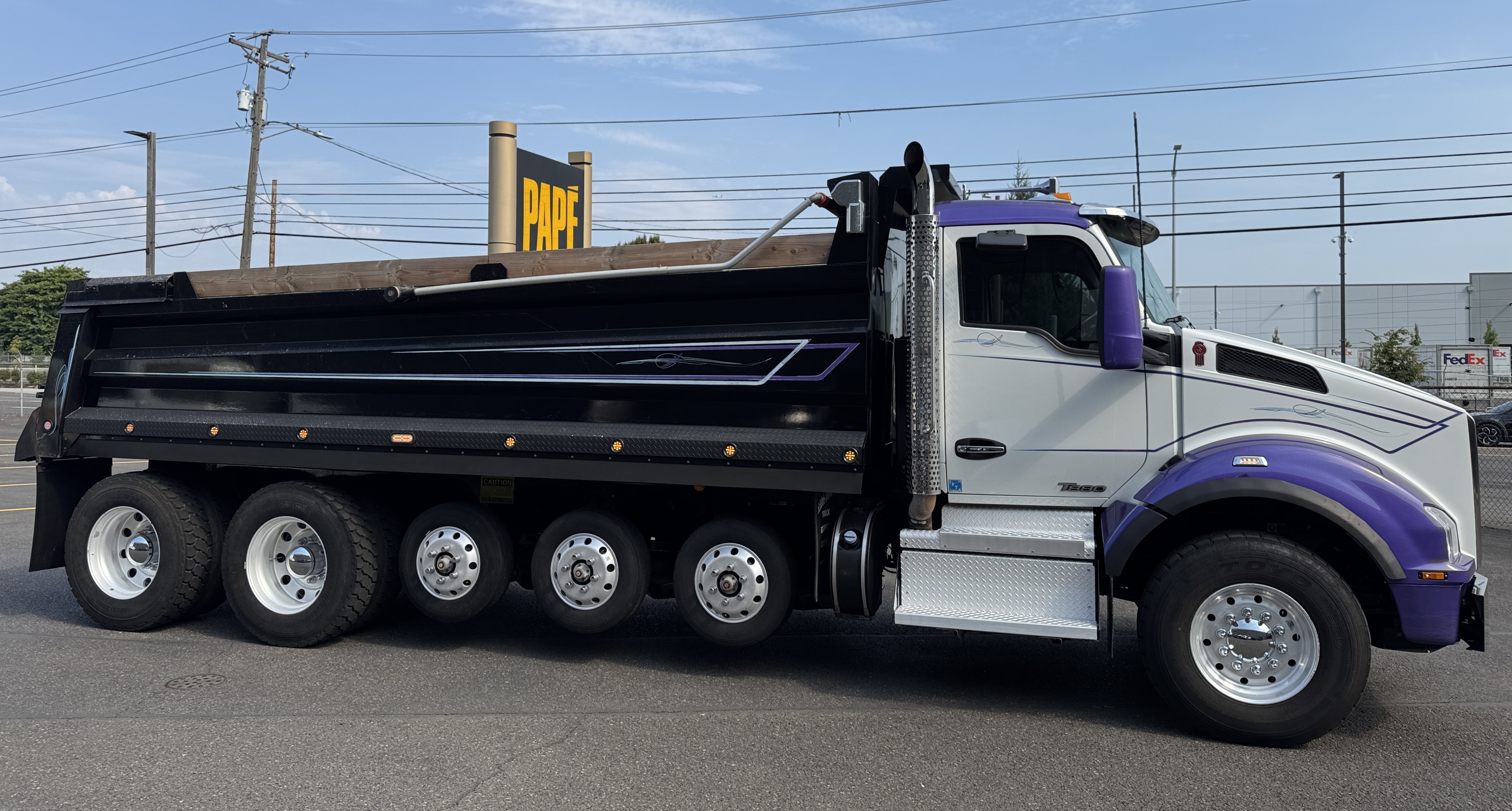 2021 Kenworth T880