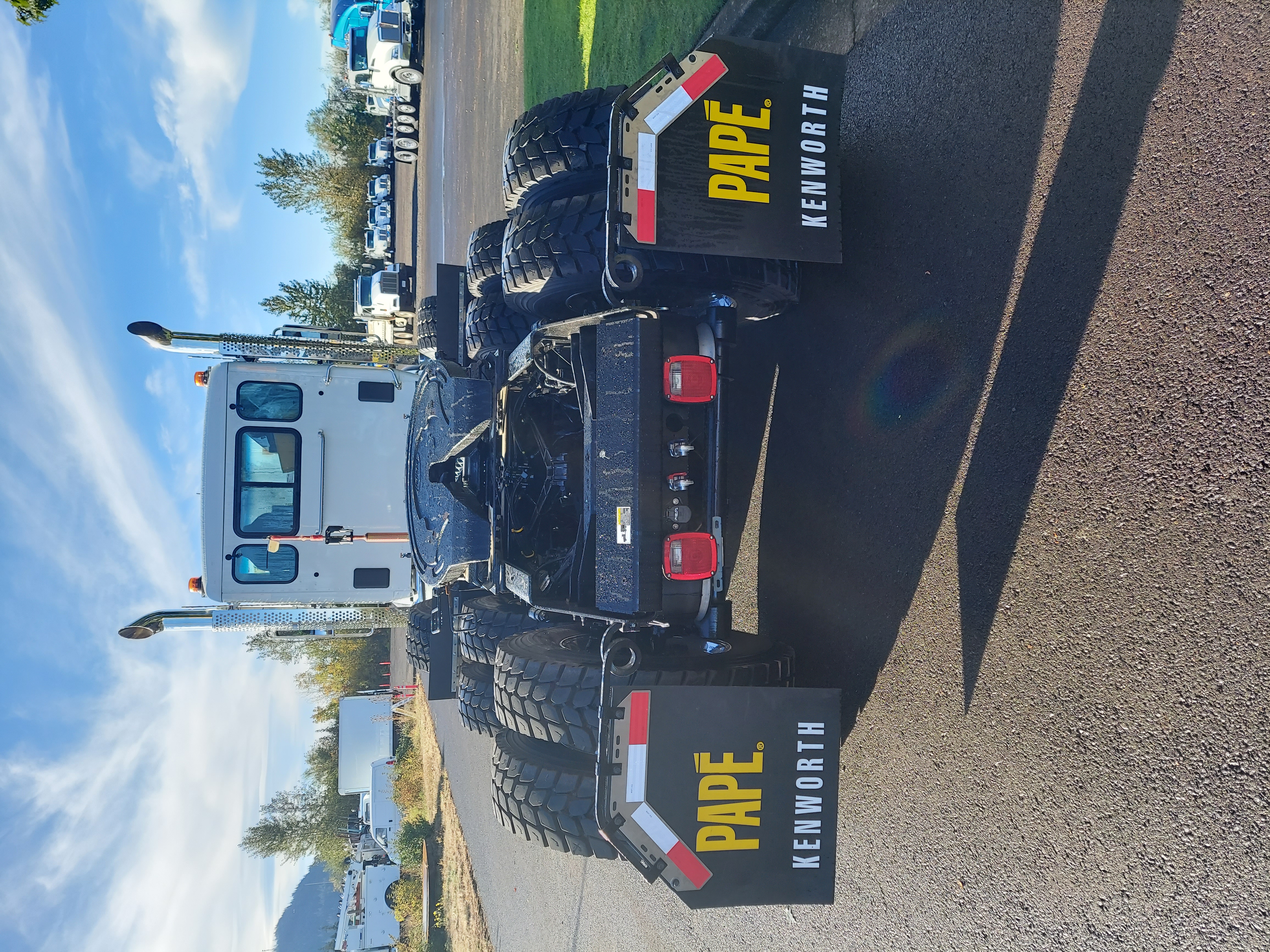 2026 Kenworth T880