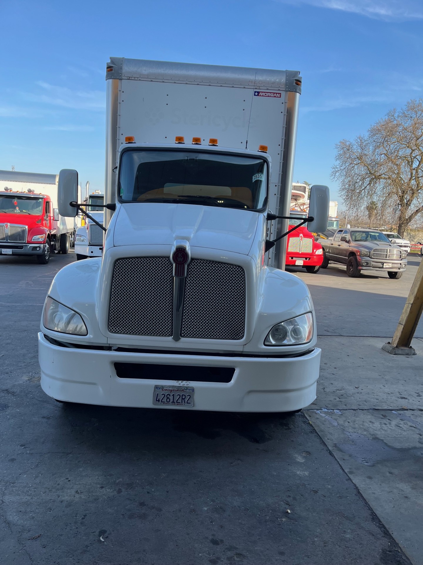 2019 Kenworth T270