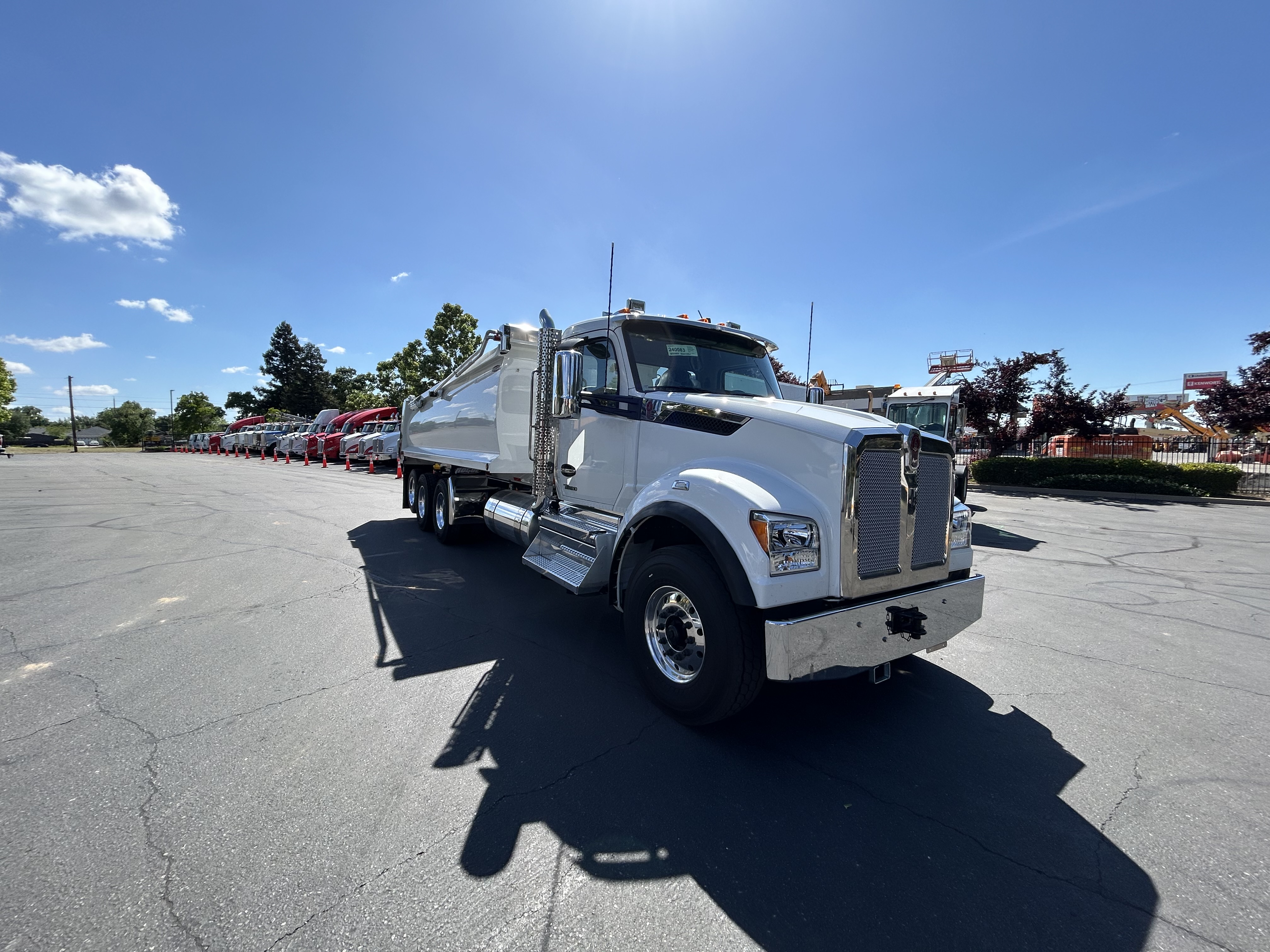 2026 Kenworth T880