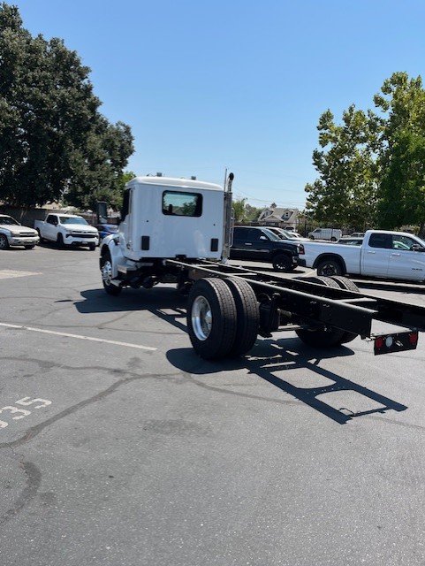 2025 Kenworth T380