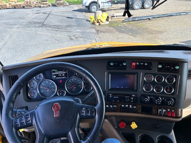 2018 Kenworth T880