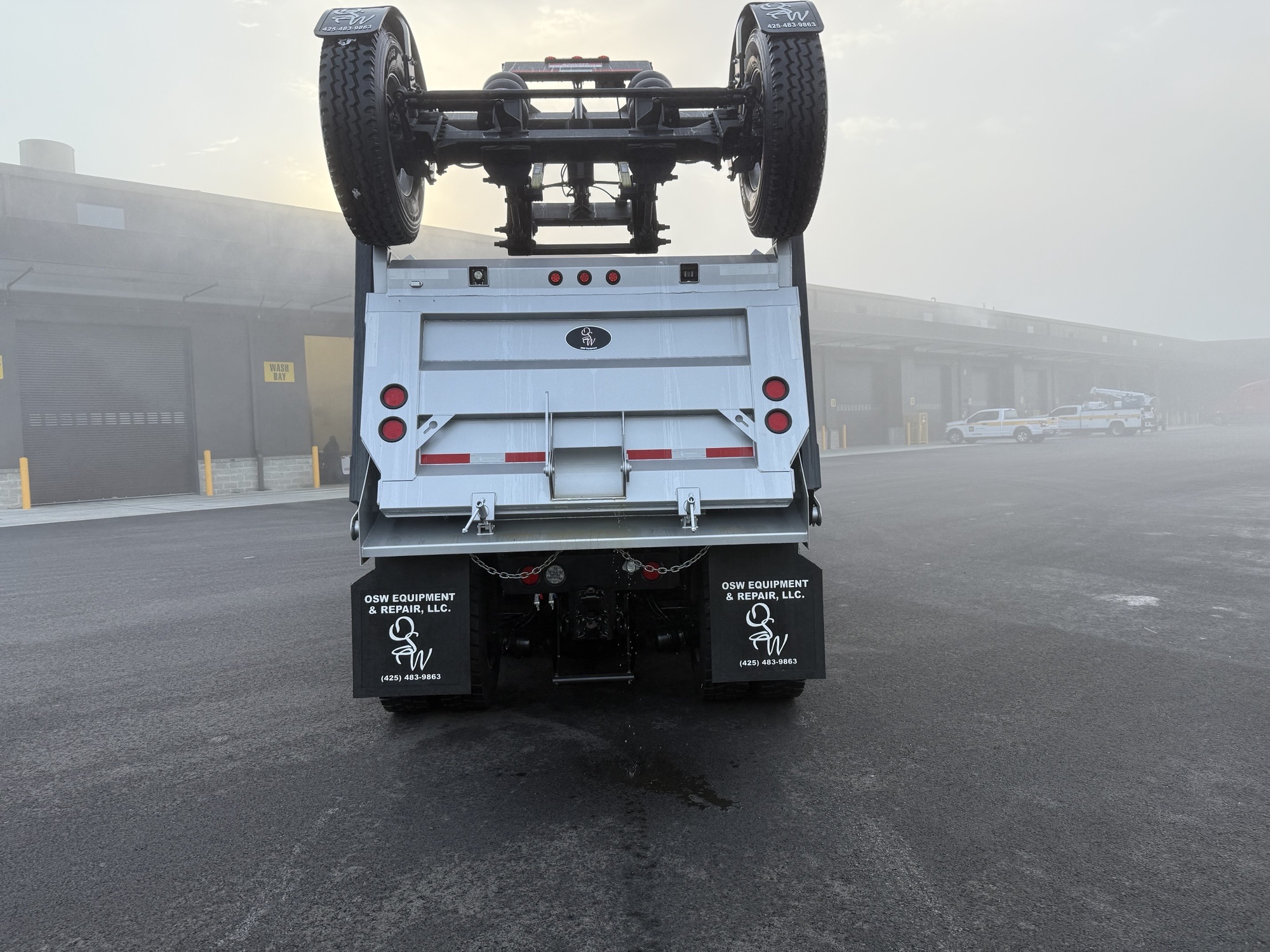 2025 Kenworth T880