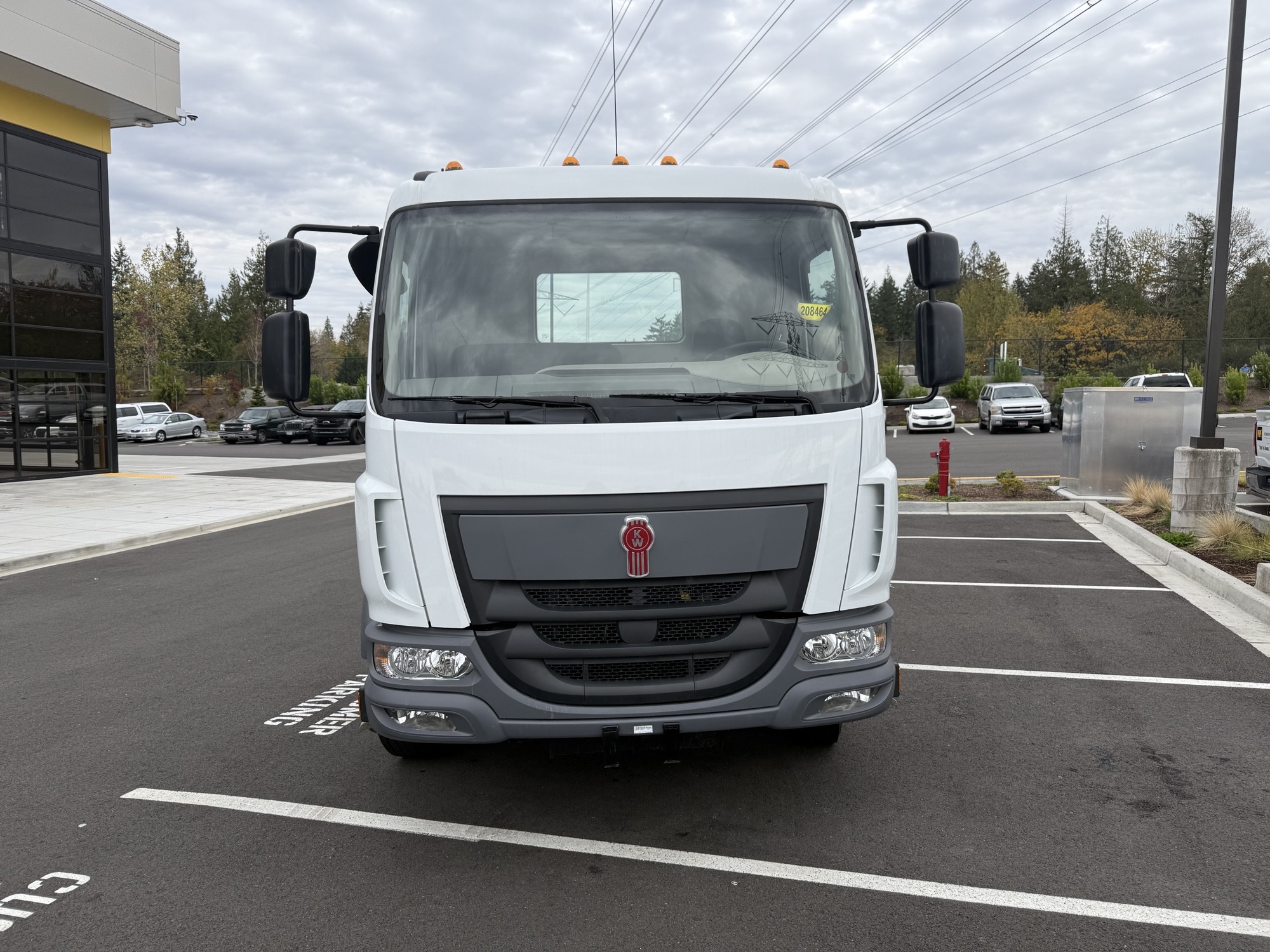 2025 Kenworth K270