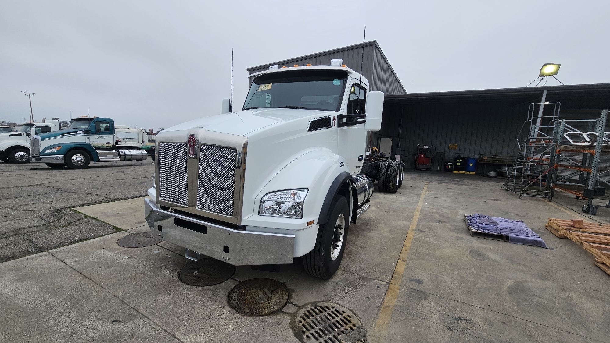 2026 Kenworth T880