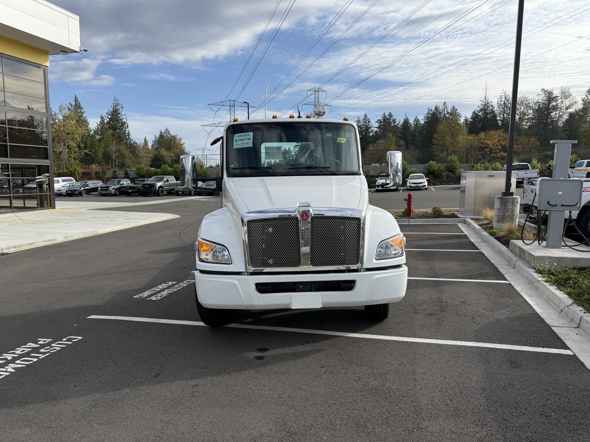 2025 Kenworth T280