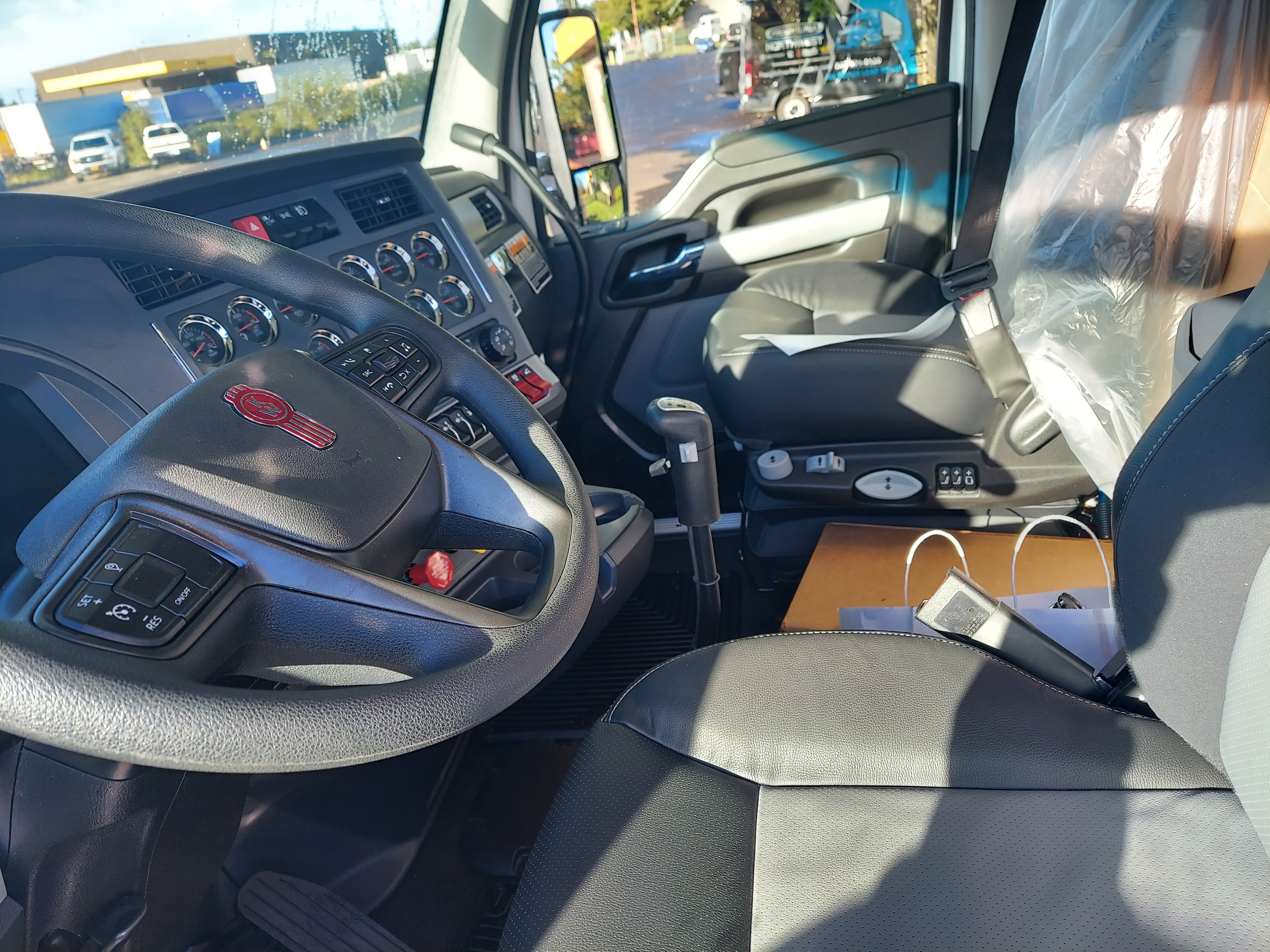 2026 Kenworth T880