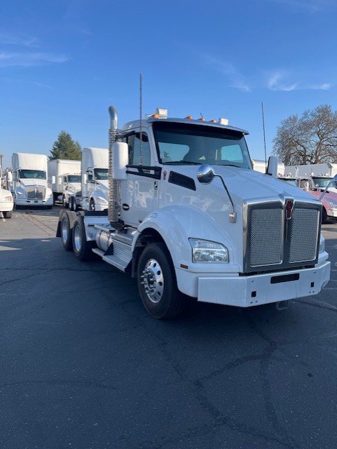 2019 Kenworth T880