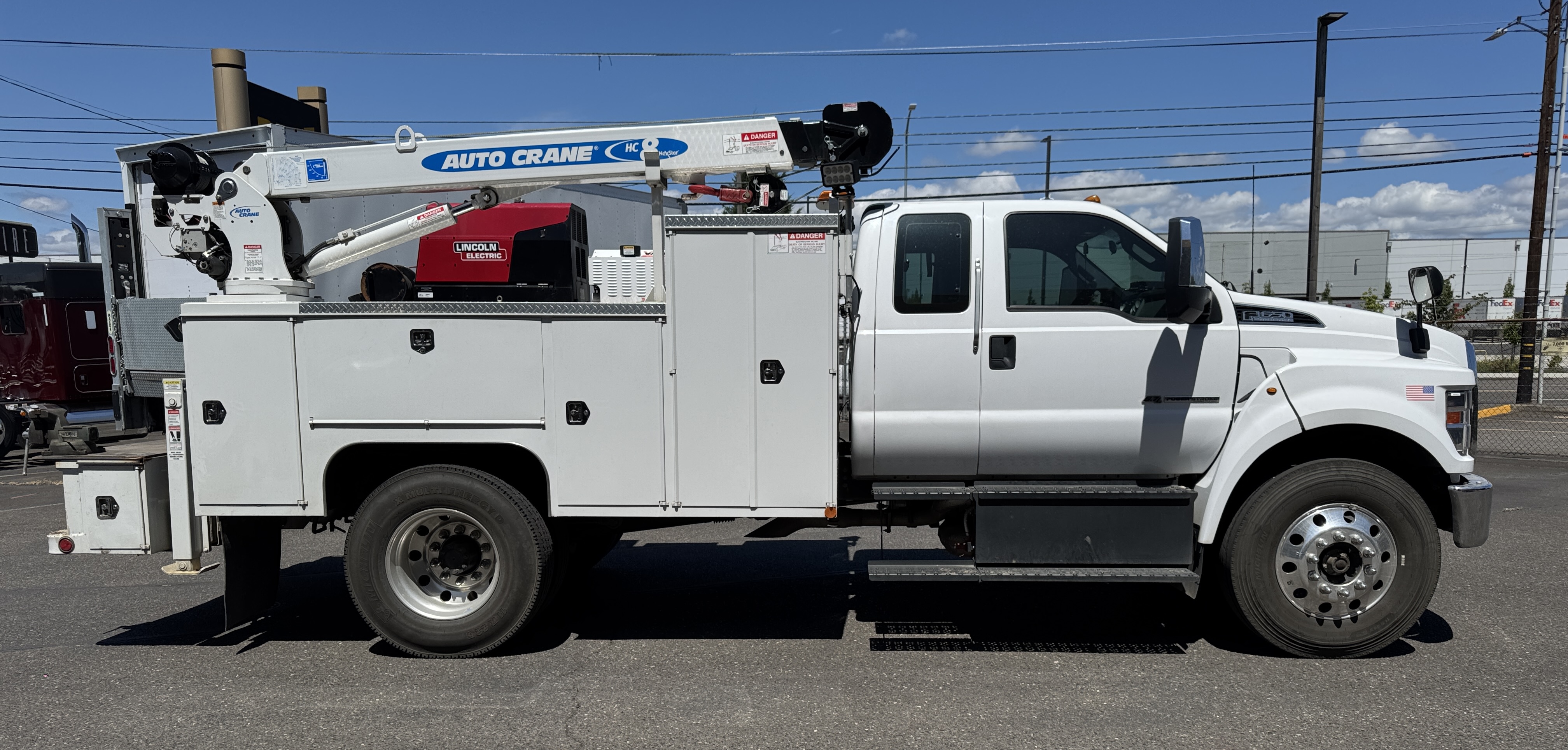 2023 Ford F650