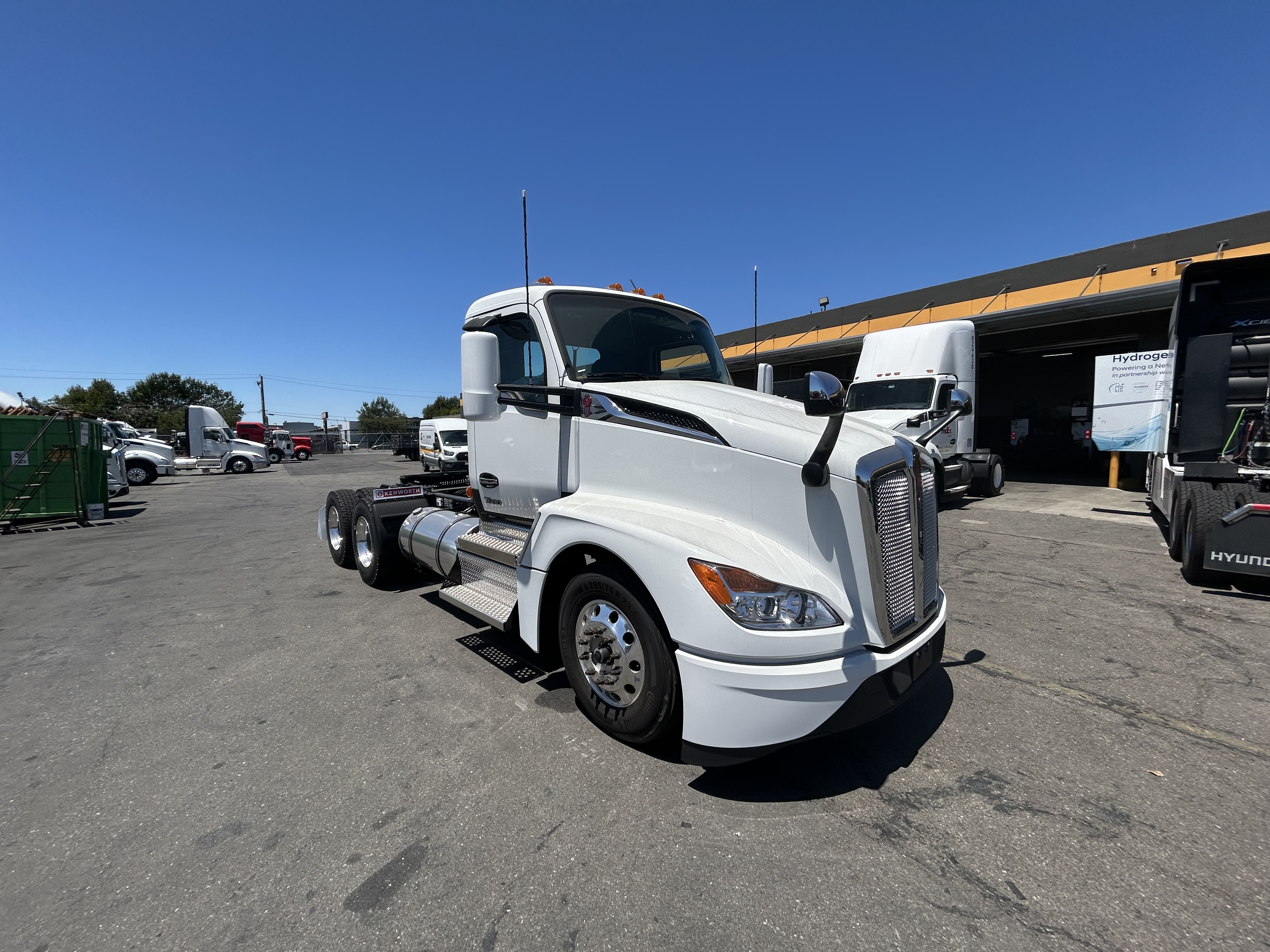 2024 Kenworth T680