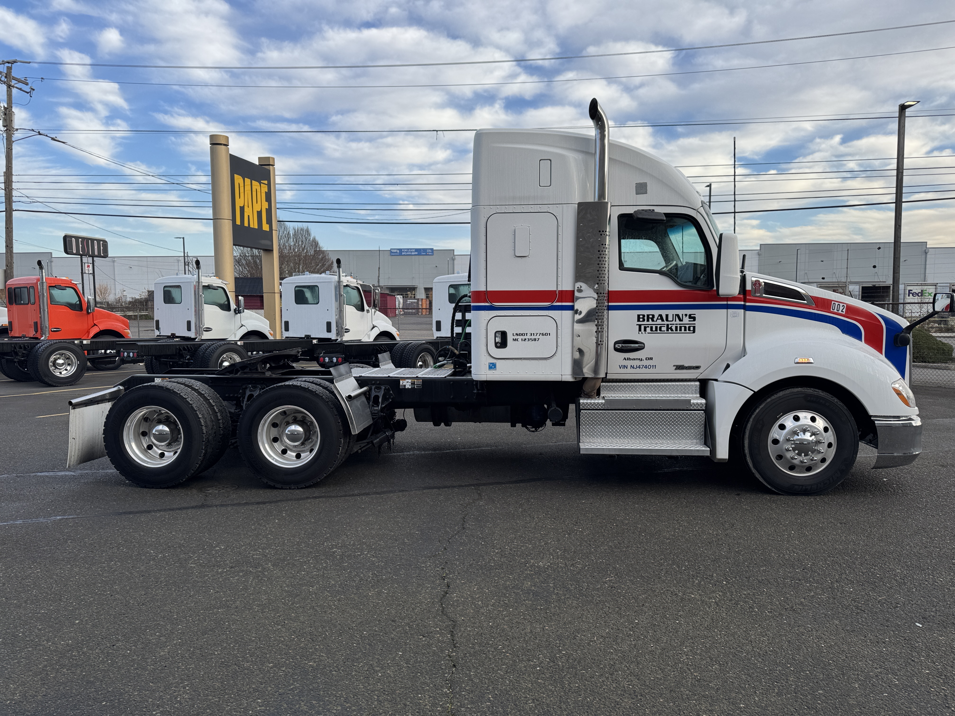 2022 Kenworth T680