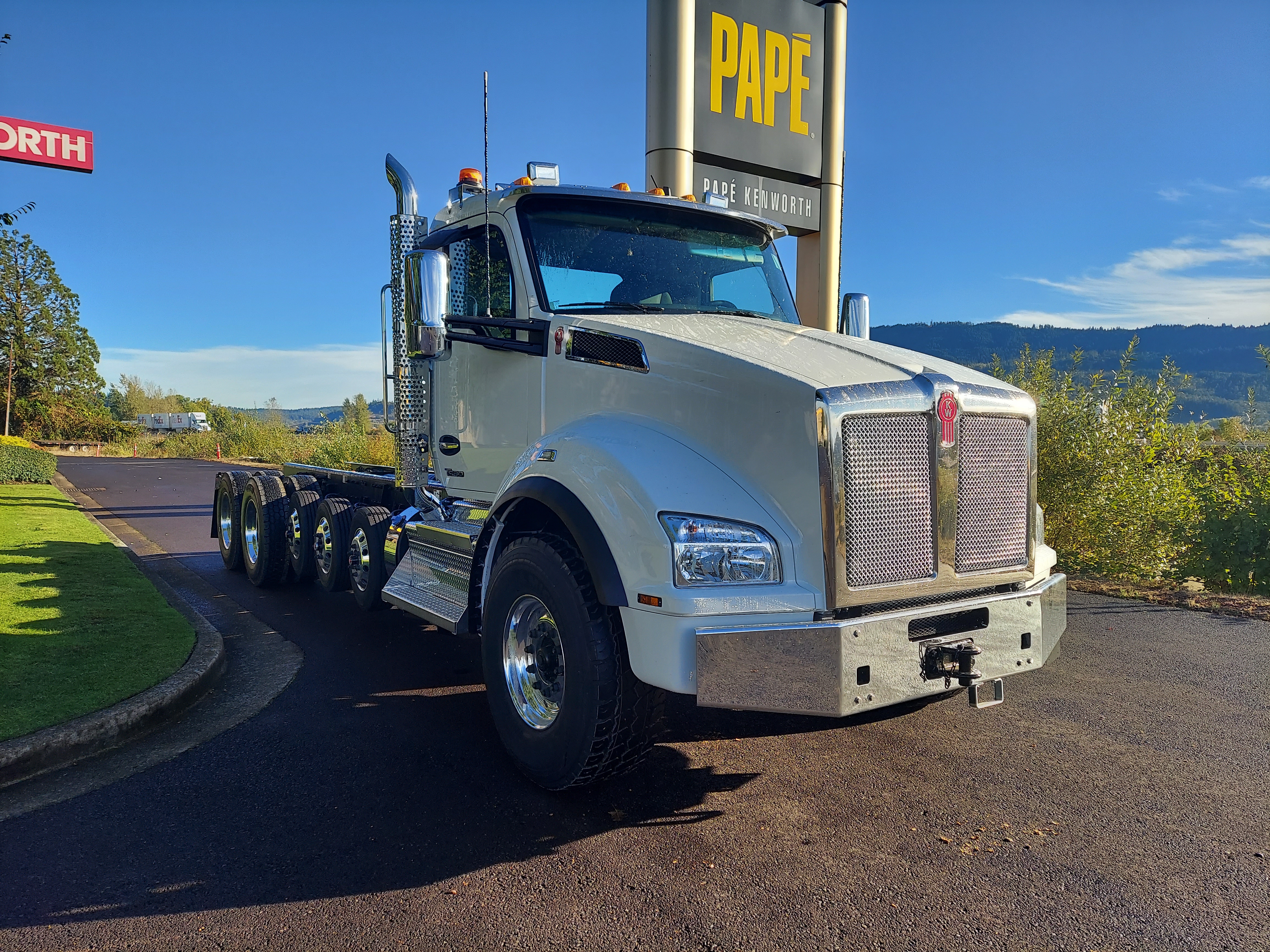 2026 Kenworth T880