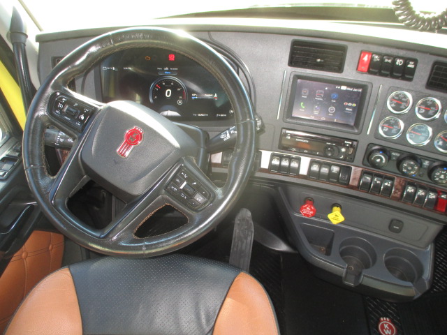 2022 Kenworth T680