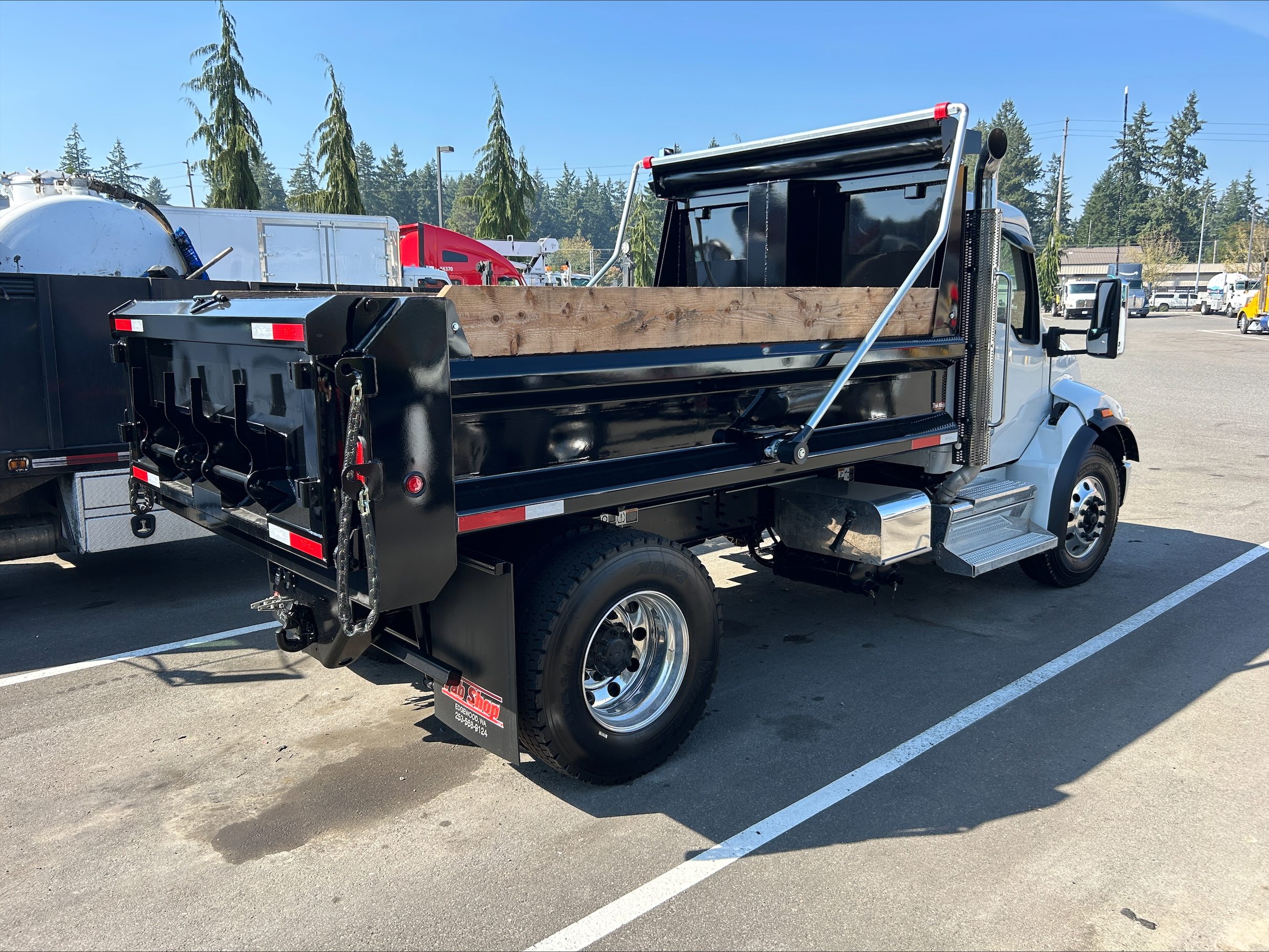 2025 Kenworth T380