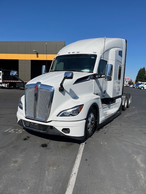 2025 Kenworth T680