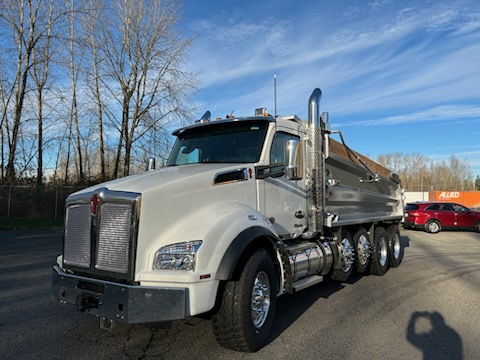 2026 Kenworth T880