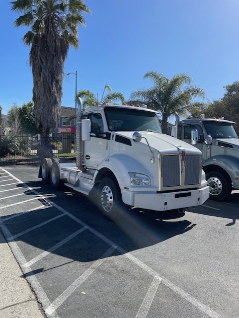 2019 Kenworth T880