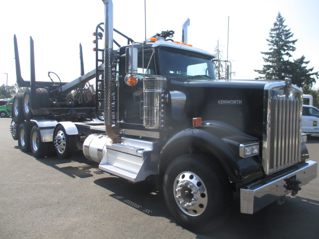 2022 Kenworth W900