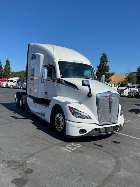 2025 Kenworth T680