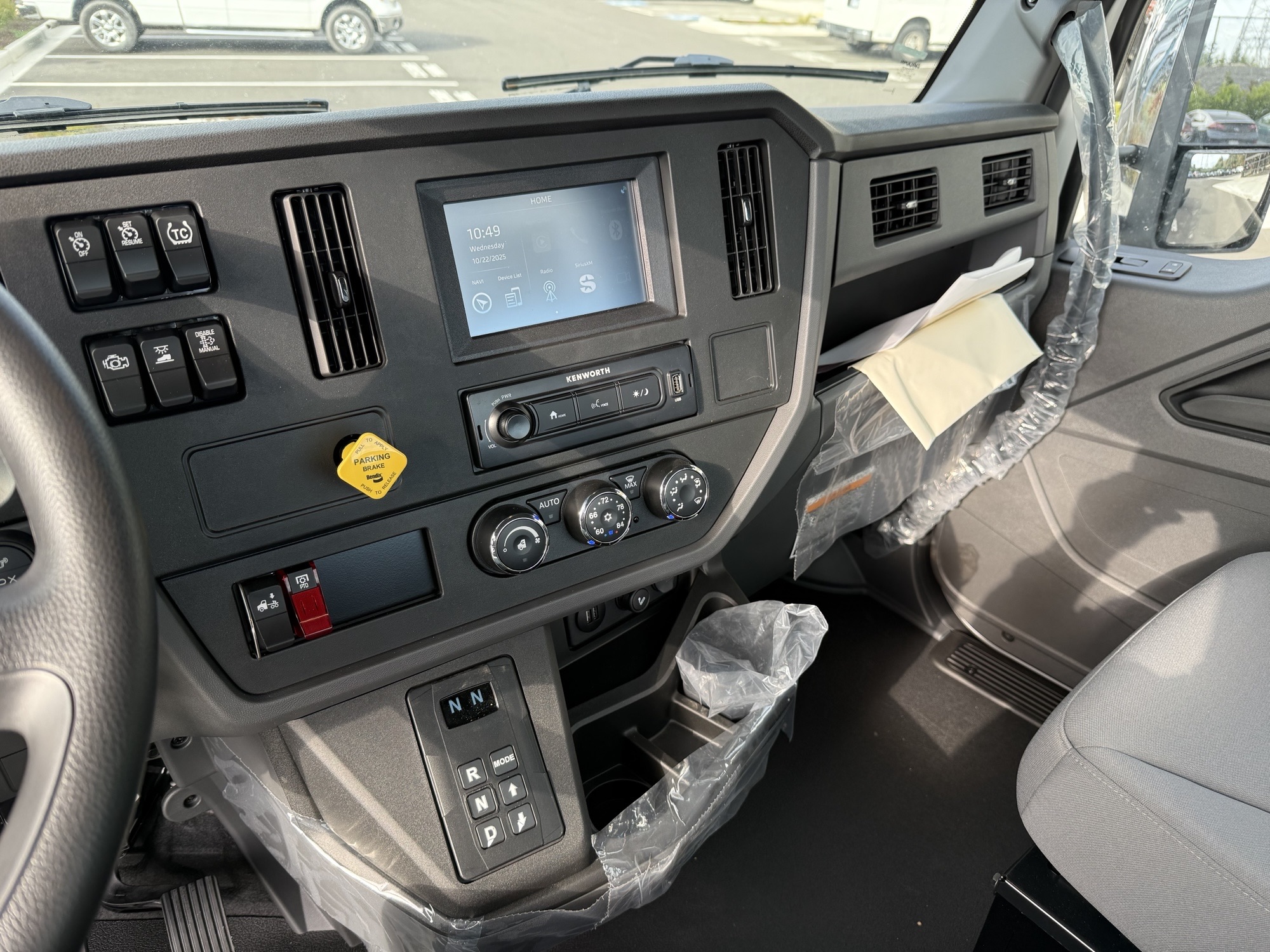 2025 Kenworth T280