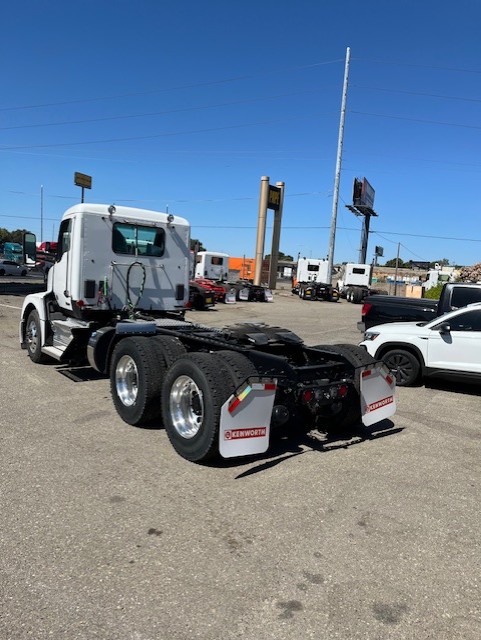 2024 Kenworth T680