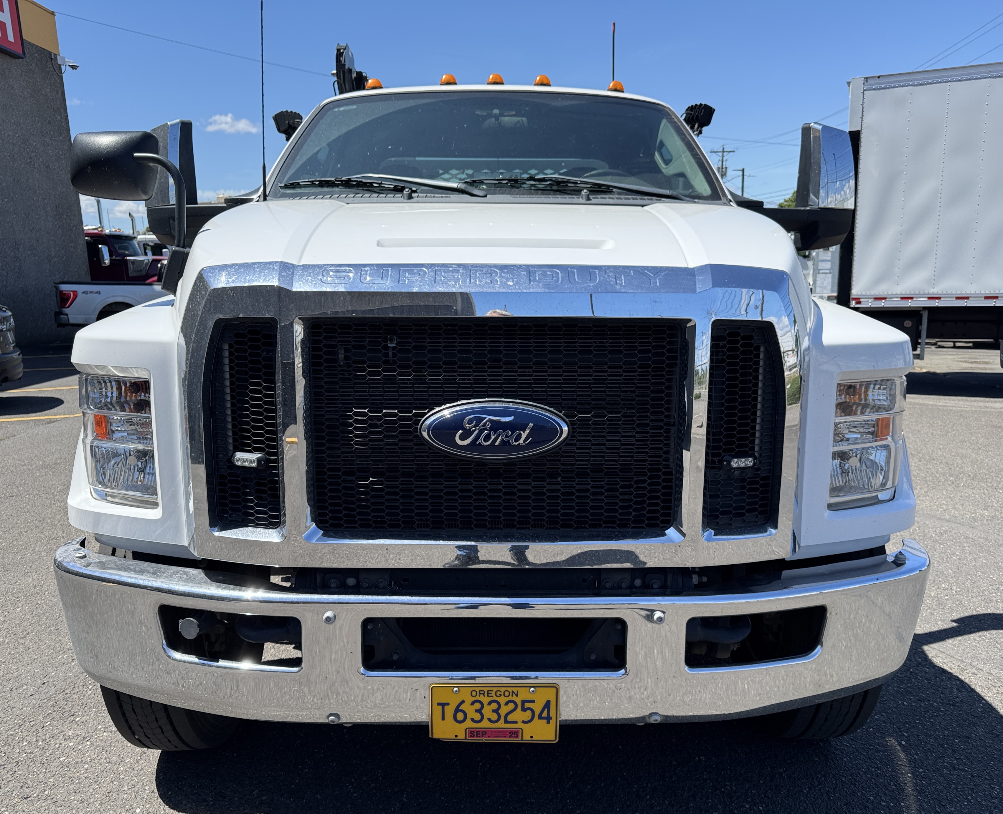 2023 Ford F650