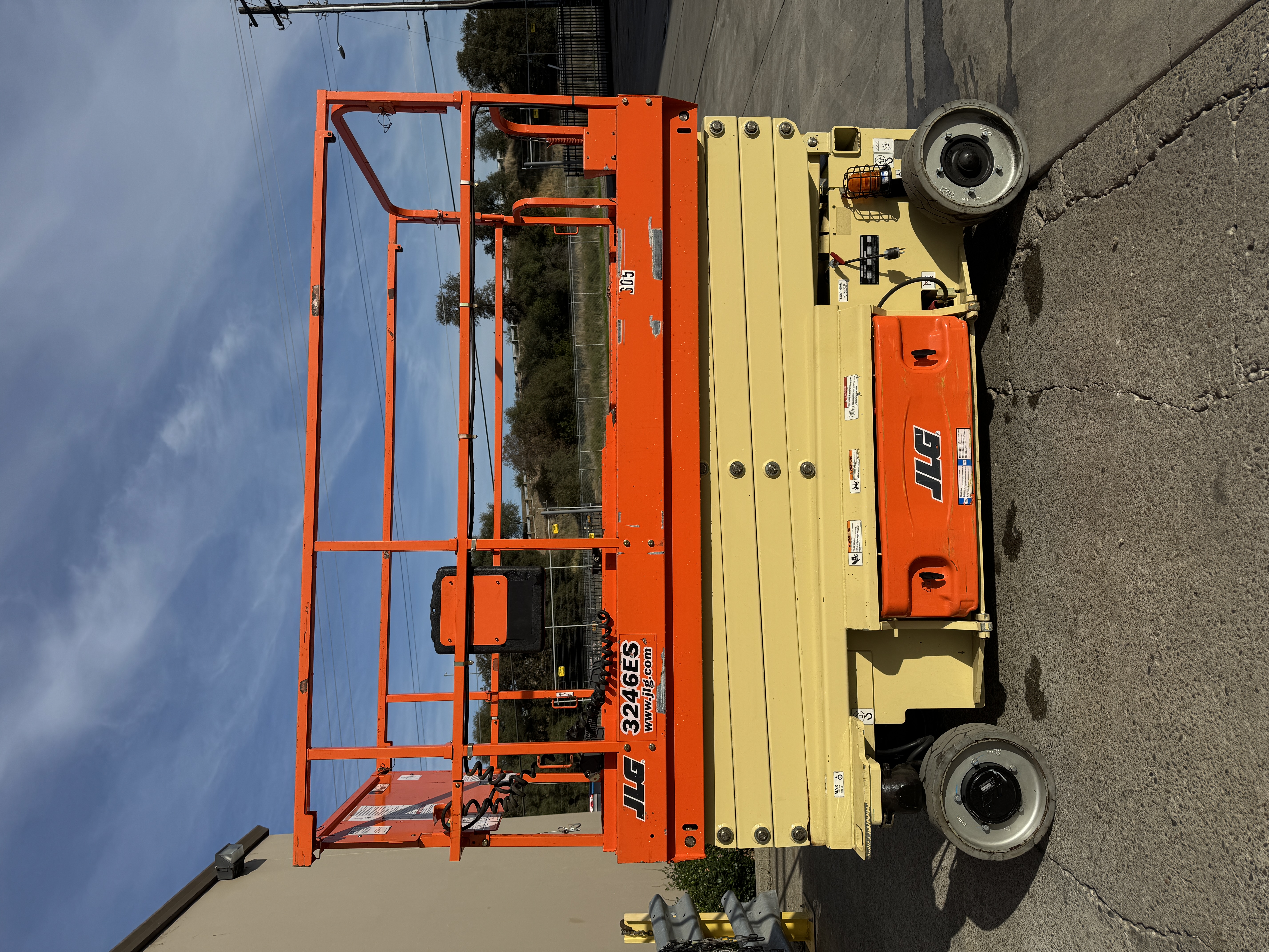 Jlg 3246ES