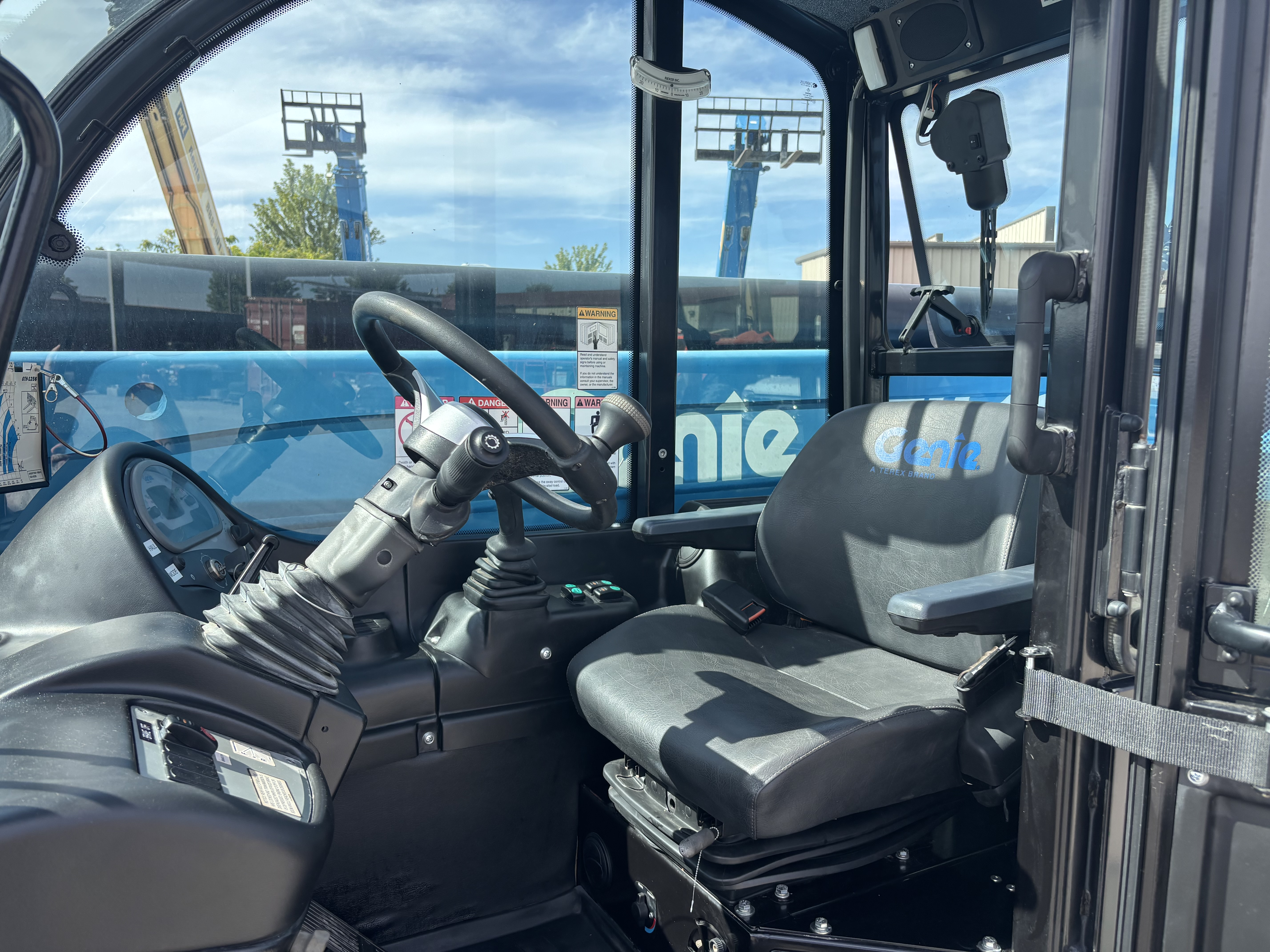 2016 Genie GTH-12