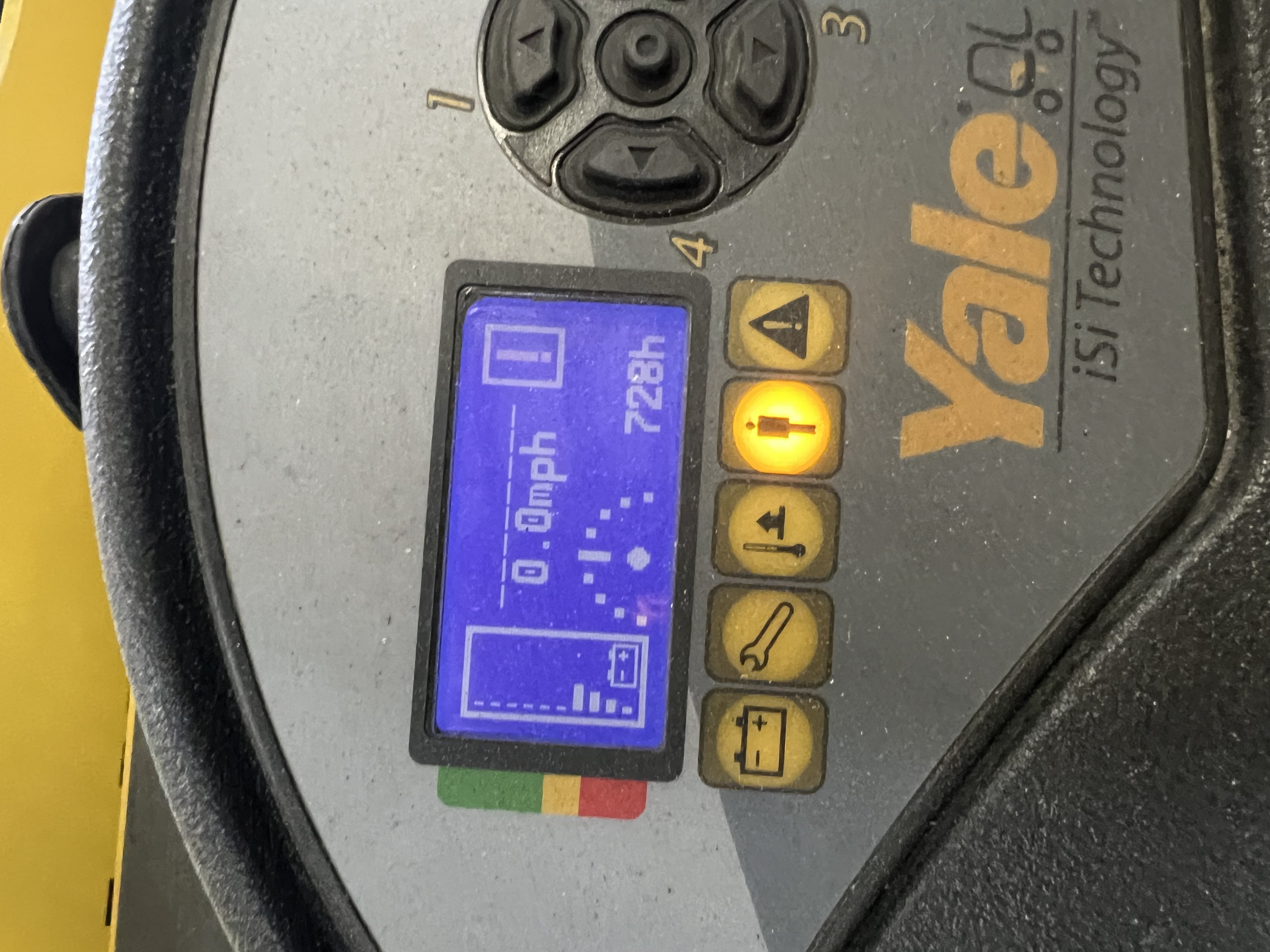 2017 Yale ESC040